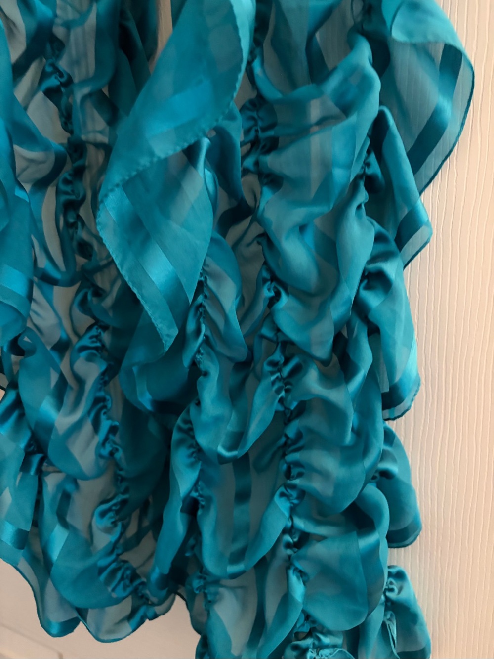 Turquoise Ruffled Chiffon Scarf - Picture 3 of 6